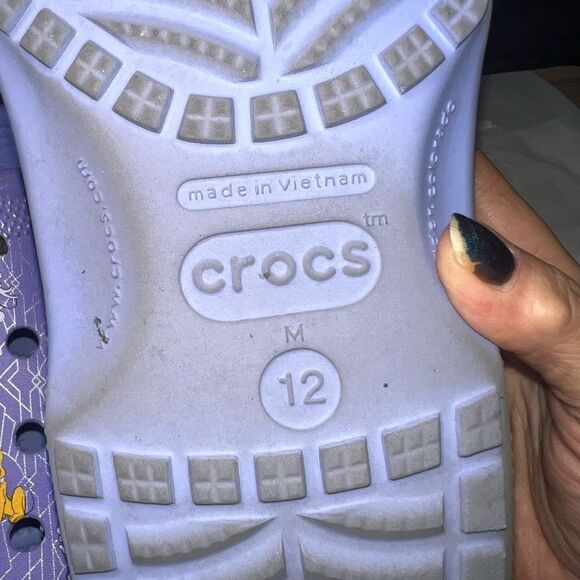 Disney 100 Year Anniversary Crocs‎ - Picture 7 of 13